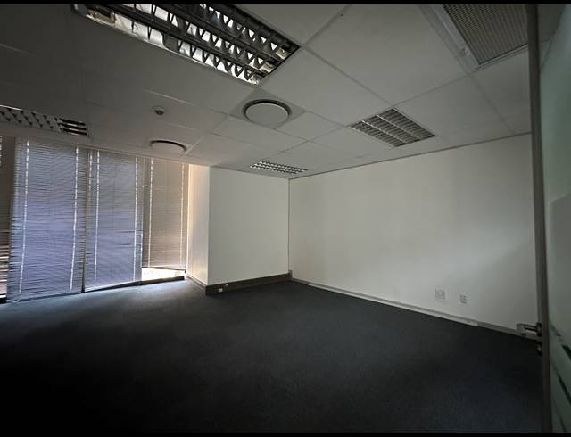 375M² OFFICE TO LET IN CENTURION CENTRAL